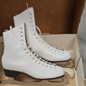 Riedel White Women's Skates
